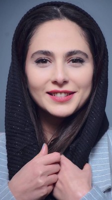 رعنا آزادی ور-بازیگر ایرانی